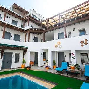 3* Hotel 7 Art Feslegen By Egeos